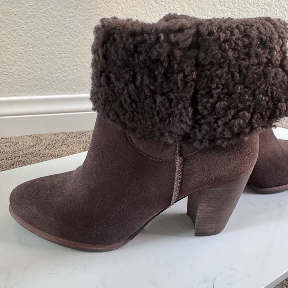 Ugg Charlee Suede Heeled Boot - Picture 2 of 6